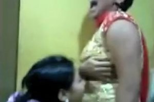 Indian College Girls Sexy Dance
